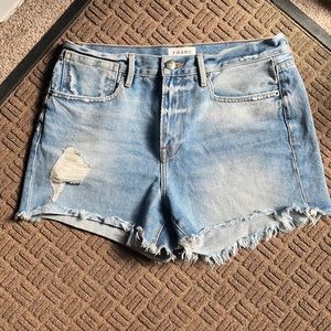 SALE!!! Frame Le Stevie Short